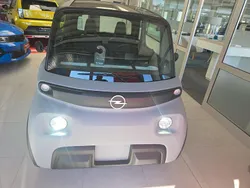 Lackierung frisson grau/eingefärbt Neu 2025 Opel Rocks-e Edition Limousine | 10.990 €