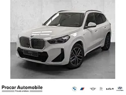 Weiß Neu 2025 BMW iX1 SUV | 54.990 € (Fairer Preis)