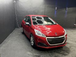 Rot Gebraucht 2016 Peugeot 208 Access Kleinwagen | 9.250 € (Teuer)