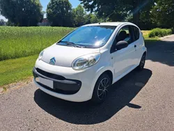 Weiß Gebraucht 2008 Citroën C1 Kleinwagen | 2.000 € (Fairer Preis)