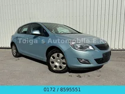 Blau Gebraucht 2010 Opel Astra Edition Limousine | 1.495 € (Superpreis)