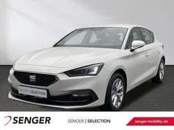 Weiß Gebraucht 2022 Seat Leon Style Limousine | 17.880 € (Fairer Preis)