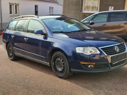Blau Gebraucht 2006 VW Passat Kombi | 1.900 € (Guter Preis)