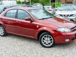 Rot Gebraucht 2008 Chevrolet Lacetti CDX Kleinwagen | 4.990 €