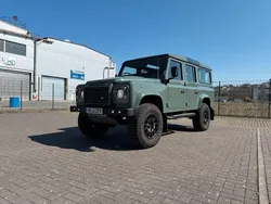 Grün Gebraucht 2012 Land Rover Defender SE SUV | 109.000 €