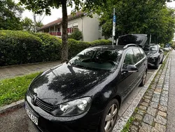 Schwarz Gebraucht 2011 VW Golf VI Comfortline Kombi | 3.850 € (Guter Preis)