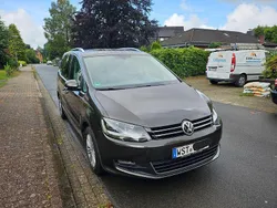Braun Gebraucht 2016 VW Sharan Allstar Van / Kleinbus | 16.300 € (Fairer Preis)