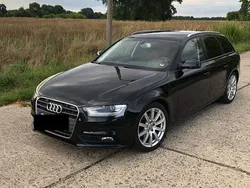 Schwarz Gebraucht 2012 Audi A4 Attraction Kombi | 7.500 € (Superpreis)