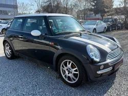 Schwarz Gebraucht 2002 Mini Cooper Kleinwagen | 1.500 €