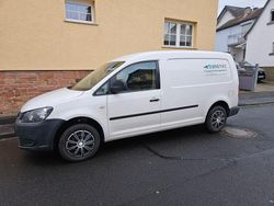 Weiß Gebraucht 2012 VW Caddy Maxi Trendline Van / Kleinbus | 3.950 €