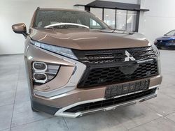 Panther schwarz (schwarz) Gebraucht 2022 Mitsubishi Eclipse Cross Select SUV | 29.480 € (Teuer)
