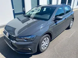 Grau Gebraucht 2018 VW Polo Trendline Limousine | 11.900 € (Fairer Preis)