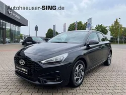Abyss black pearl Neu 2025 Hyundai i30 Limousine | 25.990 € (Guter Preis)