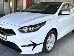 Weiß Neu 2025 Kia Ceed Vision Limousine | 26.990 € (Fairer Preis)