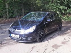 Schwarz Gebraucht 2010 Opel Corsa Limousine | 2.800 € (Fairer Preis)