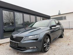Grau Gebraucht 2016 Skoda Superb Style Kombi | 12.900 € (Superpreis)