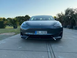 Grau Gebraucht 2022 Tesla Model 3 Performance Limousine | 38.000 €