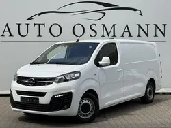 Weiß Gebraucht 2021 Opel Vivaro Elegance Van | 17.950 € (Superpreis)