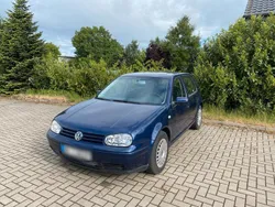 Blau Gebraucht 2001 VW Golf IV Limousine | 650 € (Superpreis)