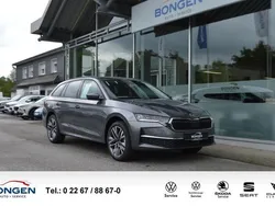 Graphitegrau Gebraucht 2024 Skoda Octavia Kombi | 31.990 € (Fairer Preis)