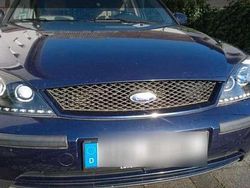 Blau Gebraucht 2001 Ford Mondeo Ghia Kombi | 2.700 €