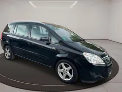 Schwarz Gebraucht 2008 Opel Zafira Edition Van / Kleinbus | 2.950 € (Fairer Preis)