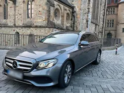 Grau Gebraucht 2018 Mercedes E220 Avantgarde Kombi | 20.600 € (Guter Preis)