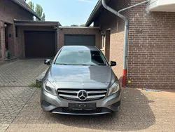 Grau Gebraucht 2014 Mercedes A180 Urban Limousine | 11.000 € (Guter Preis)