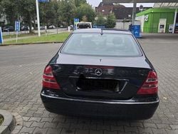 Schwarz Gebraucht 2005 Mercedes E200 Elegance Limousine | 5.400 € (Guter Preis)