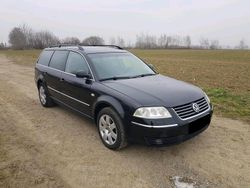Schwarz Gebraucht 2003 VW Passat Highline Kombi | 3.300 € (Fairer Preis)