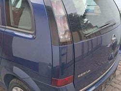 Blau Gebraucht 2006 Opel Meriva Van / Kleinbus | 600 €