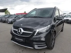 Grau Gebraucht 2024 Mercedes V300 Avantgarde Edition Van / Kleinbus | 73.900 € (Fairer Preis)