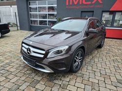Braun Gebraucht 2016 Mercedes GLA200 SUV | 15.990 € (Guter Preis)