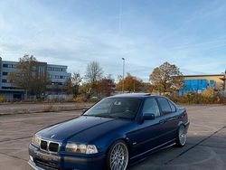 Blau Gebraucht 1998 BMW 323 M Sport Limousine | 13.999 €