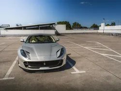 Andere außenfarben Gebraucht 2019 Ferrari 812 Coupé | 345.900 €