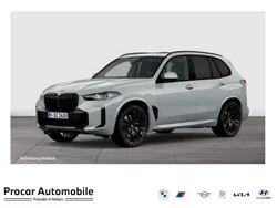 Grau Gebraucht 2024 BMW X5 M Sport SUV | 82.495 € (Fairer Preis)