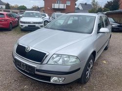 Silber Gebraucht 2005 Skoda Octavia Ambiente Kombi | 3.599 € (Etwas zu teuer)