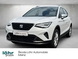 "nevada" weiss Gebraucht 2024 Seat Arona FR SUV | 20.350 € (Guter Preis)