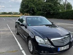 Blau Gebraucht 2010 Mercedes E220 Limousine | 9.200 € (Fairer Preis)