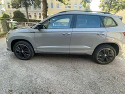 Grau Neu 2025 Skoda Karoq SportLine SUV | 32.800 € (Fairer Preis)