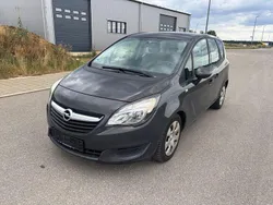 Grau Gebraucht 2015 Opel Meriva Edition Van / Kleinbus | 2.499 € (Guter Preis)