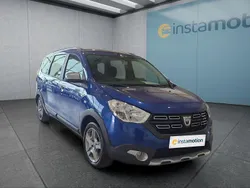 Gebraucht 2021 Dacia Lodgy Van / Kleinbus | 15.499 € (Teuer)