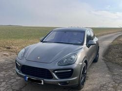 Grau Gebraucht 2012 Porsche Cayenne Turbo SUV | 17.450 € (Guter Preis)