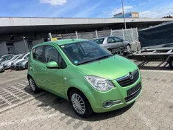 Grün Gebraucht 2008 Opel Agila Edition Kleinwagen | 1.999 € (Guter Preis)
