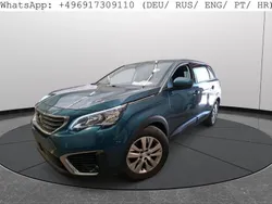 Blau Gebraucht 2019 Peugeot 5008 Van / Kleinbus | 12.994 € (Fairer Preis)