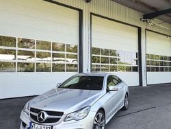 Grau Gebraucht 2015 Mercedes E400 Coupé | 25.000 € (Fairer Preis)