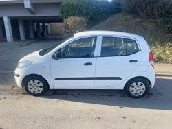 Weiß Gebraucht 2010 Hyundai i10 Kleinwagen | 2.500 € (Fairer Preis)