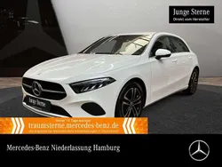 Weiß Gebraucht 2024 Mercedes A200 Advanced Limousine | 29.190 € (Fairer Preis)