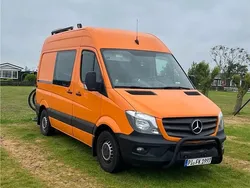 Orange Gebraucht 2016 Mercedes Sprinter Van | 18.500 €