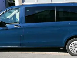 Blau Gebraucht 2017 Mercedes Vito Van / Kleinbus | 24.800 €